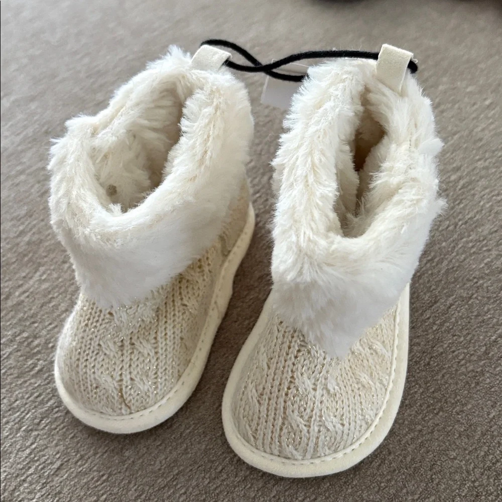 Carter’s Cozy Cable Knit Baby Booties with Faux Fur Trim